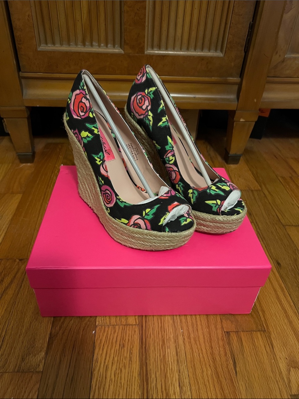 Floral Espadrille Wedge Peep-Toe Heels - Black/Pink